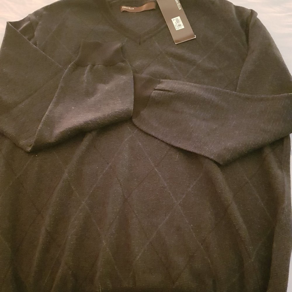 mens sweater NWT